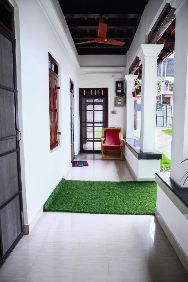 Bobbys Corner Apartment Alappuzha Exterior photo